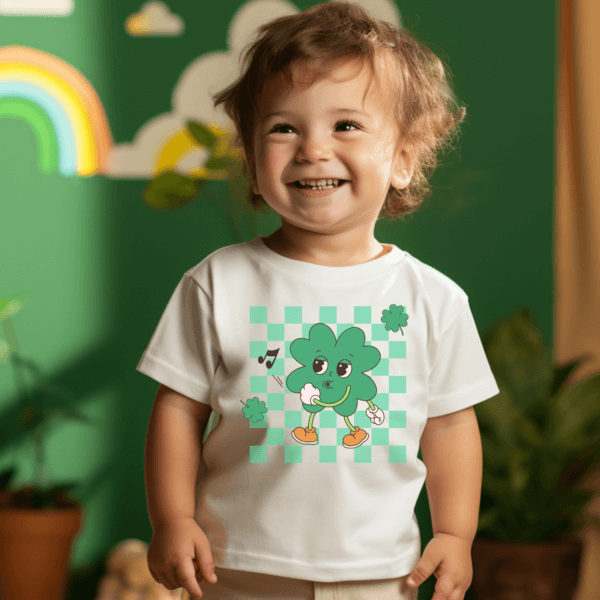 Cool Checkered Clover